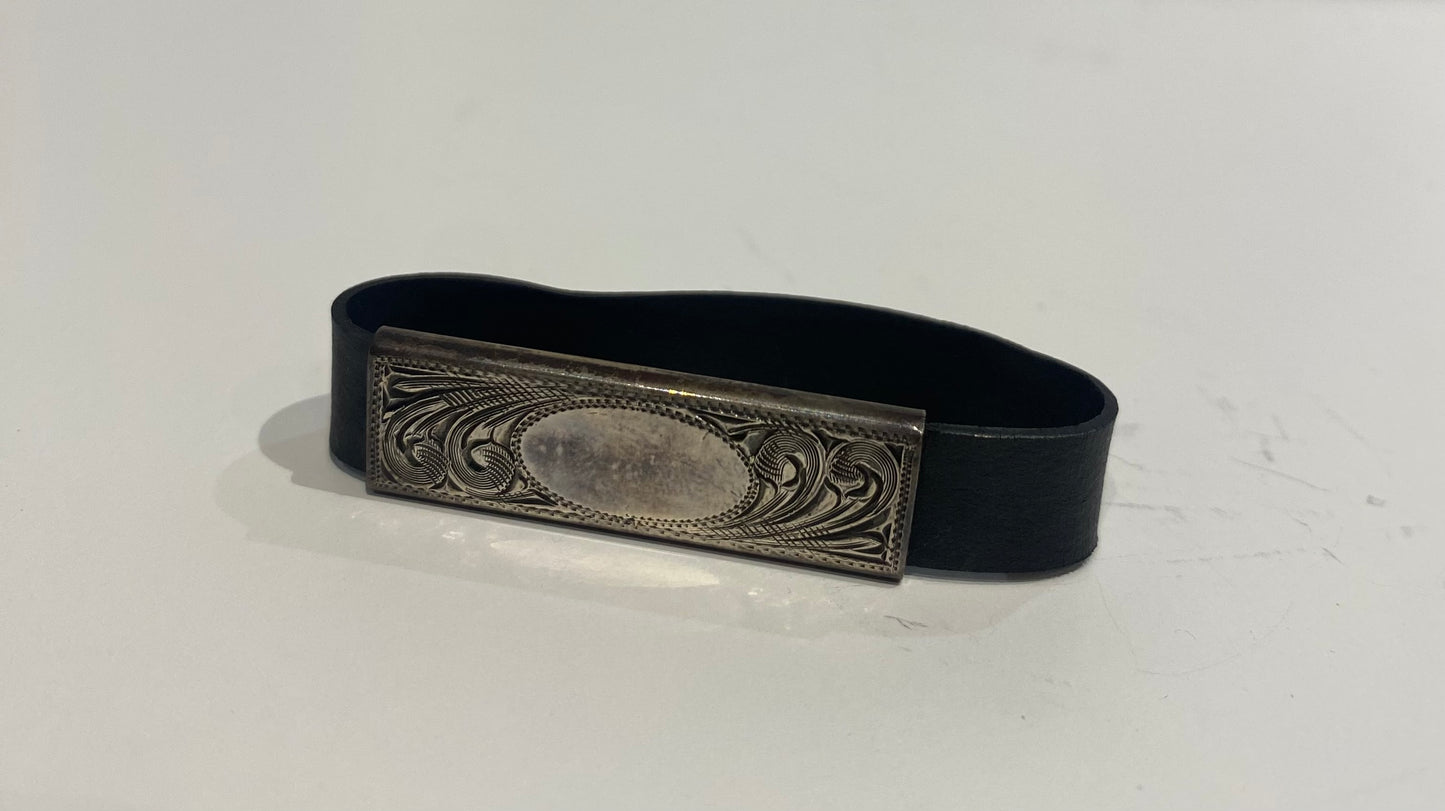 Clint Orms Rubber Band 1801 - Black Engraving Oval