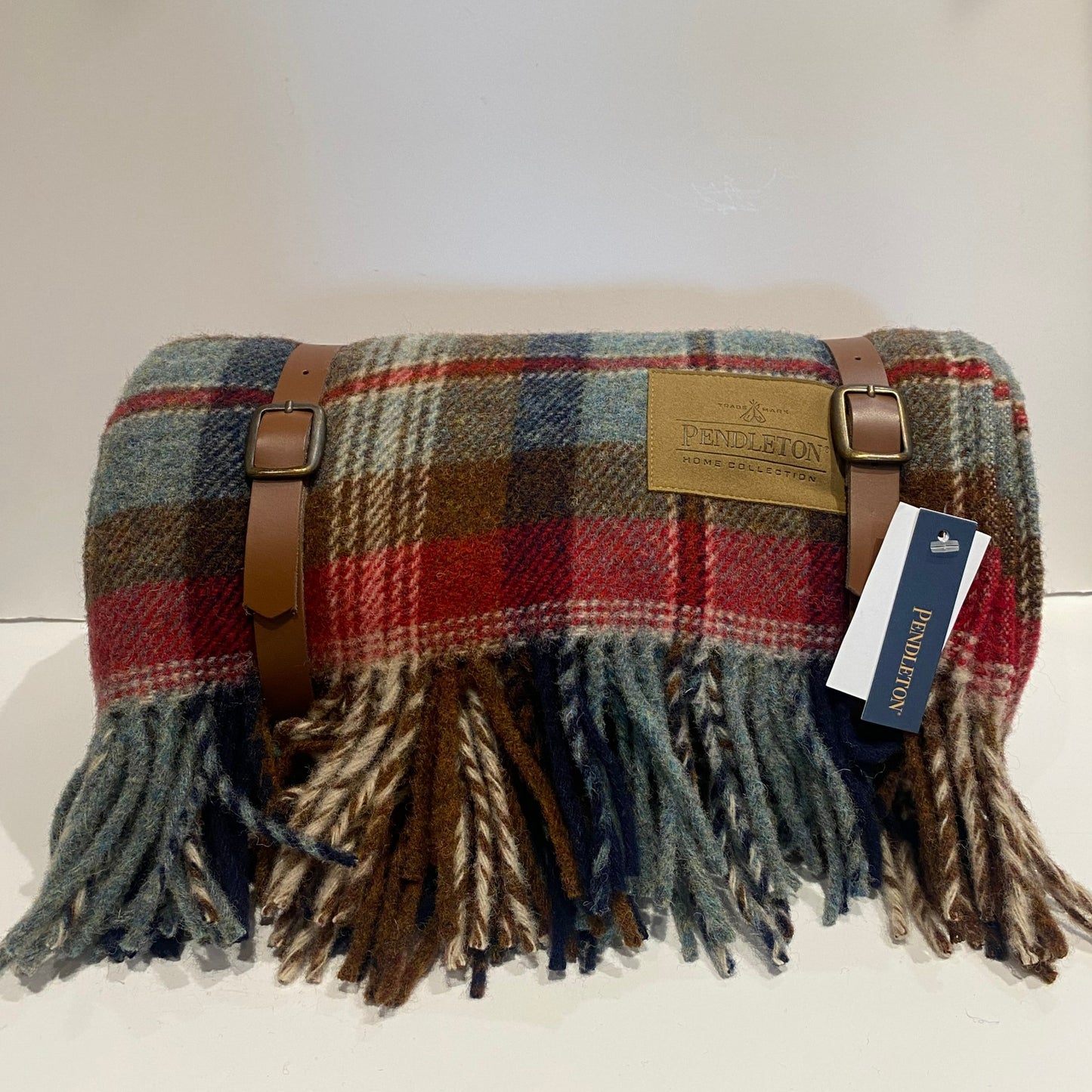 RECYCLED POLY PACKABLE THROW