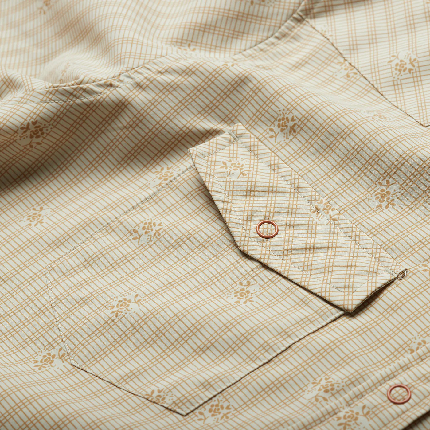 H Bar B Tech Long Sleeve Grid Floral: Au Natural