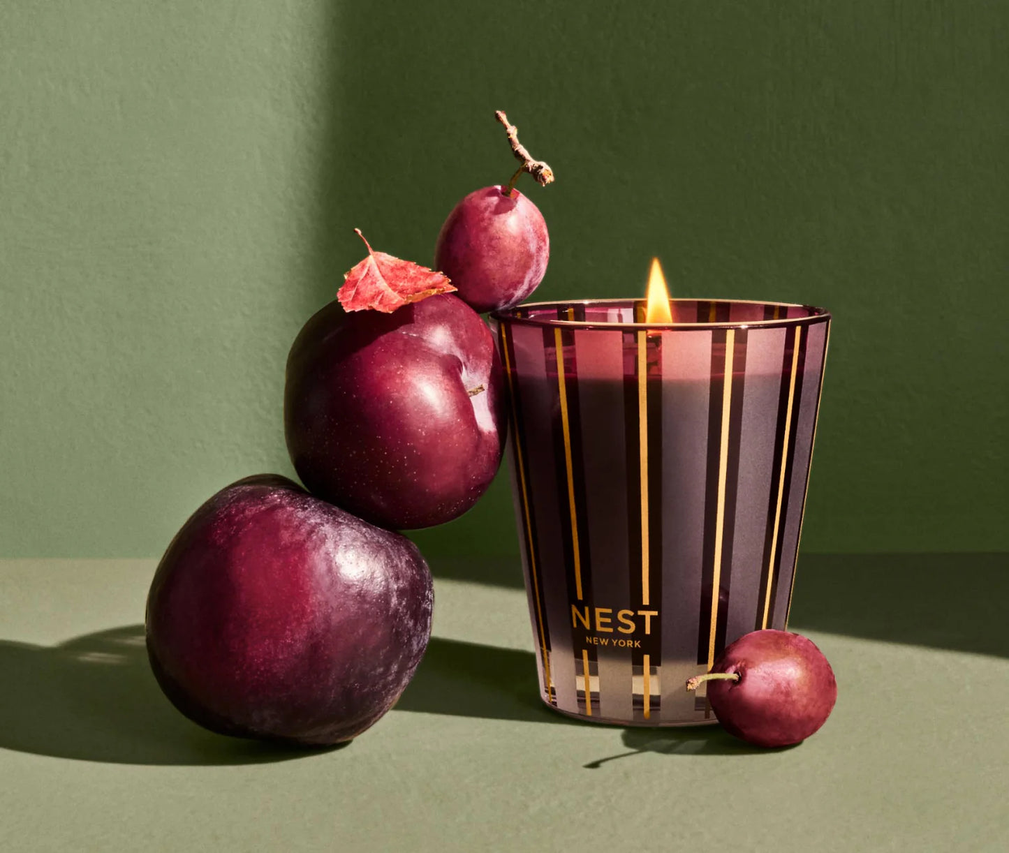 NEST Autumn Plum Classic Candle